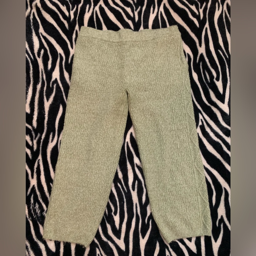 green sweater pants
